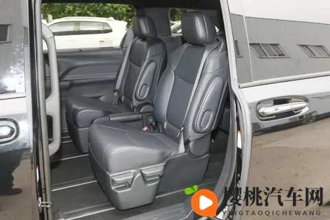 2026 款丰田格瑞维亚 8 款车型配置差异解析及选购参考-3