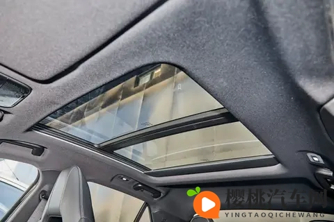 第三代领克03试驾：百公里加速65秒，紧凑型燃油车中的扛霸子！-3