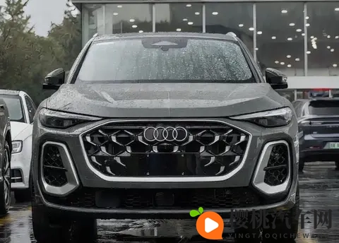 4米8车身+华为乾崑!新奥迪Q5L实拍,272马力太香了-1