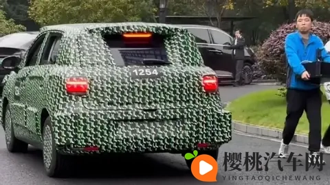 零跑A10实车谍照曝光，将预定爆款？-2