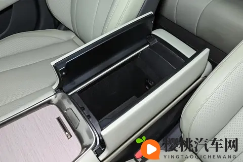 2025款星纪元ES 11月实测:增程系统与购车福利真实体验-1