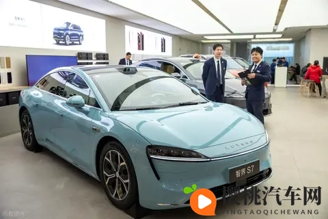 深度分析智界S7销量不如人意的原因?纯电或产品定价问题?-1