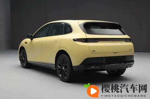 预售1058万元起,零跑Lafa5将上市,车长4430mm,续航515_605km-3