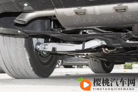 试驾2025款星纪元ET增程Pro高速辅助驾驶版:1898万享受豪华出行-1