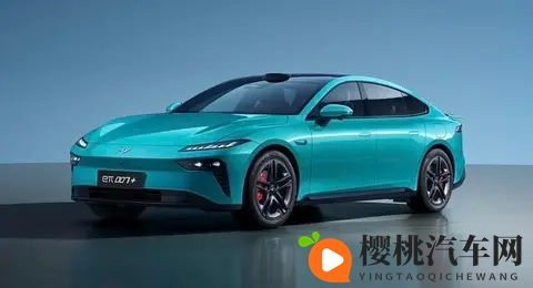 全家试驾东风奕派eπ007+:智美超能轿跑,低至1499万元入手!-3