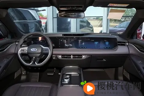 15万预算纠结电车还是油车?看完实测结论就不难选了-1