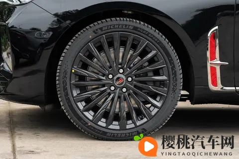 23 万级东方豪华标杆？红旗 H9 全系配置解析与购车建议-3