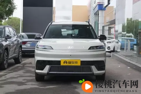 12万的新款北京现代E0羿欧，值不值得入手？-3