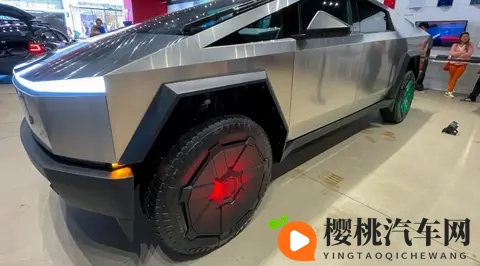 特斯拉Cybertruck负责人Siddhant Awasthi八年后离职-1