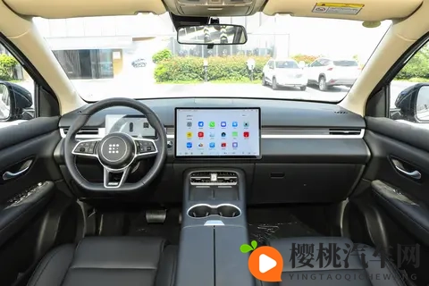 蓝电 E5 PLUS ，12万级插混SUV，带四驱、后排大屏，预售限时优惠2万-1