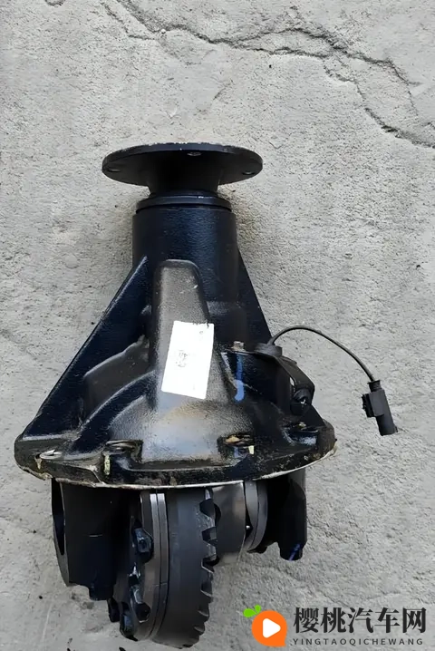 什么是差速锁，有什么用途？2025越野实测+购车避坑新手一看就懂-2