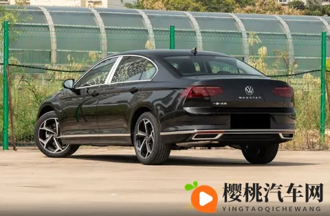 这次又有啥亮点,迈腾推出纪念版新车,共有三款配置可选-3