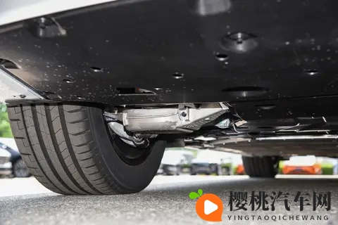 MPV怎么选?极氪 009 打醒我:5 口之家出行,这 3 个细节比配置表重要-1