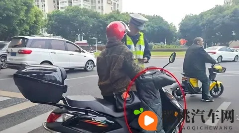 12月1日起,电动车、摩托车、三轮车上路“2要3不要”,车主注意-2