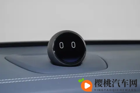 蔚来ET9 2025款：行政出行有了新选择，BBA的下一台可以是它-2