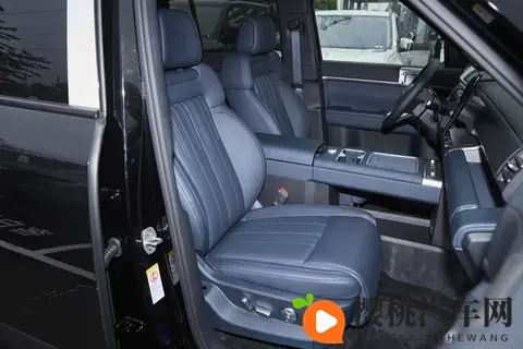 帮朋友买SUV,没想到自己先被种草,方程豹钛7到底好在哪?-3