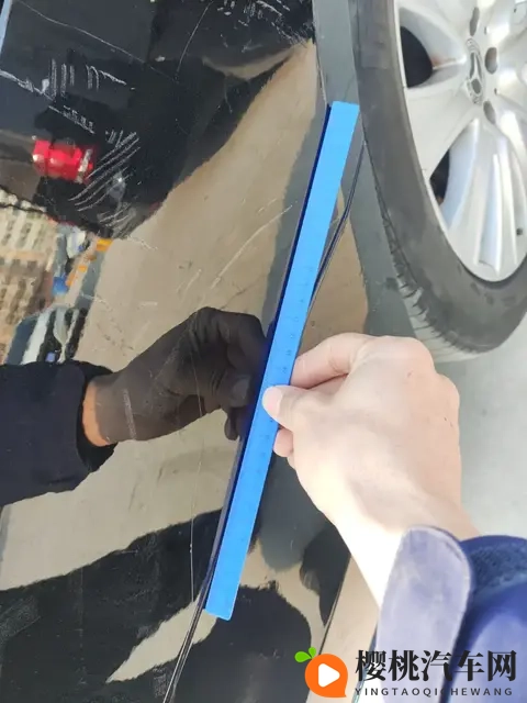 XXXⅩ少妇少妇XXXX:汽车革新,女性驾驶新体验,未来趋势曝光-2