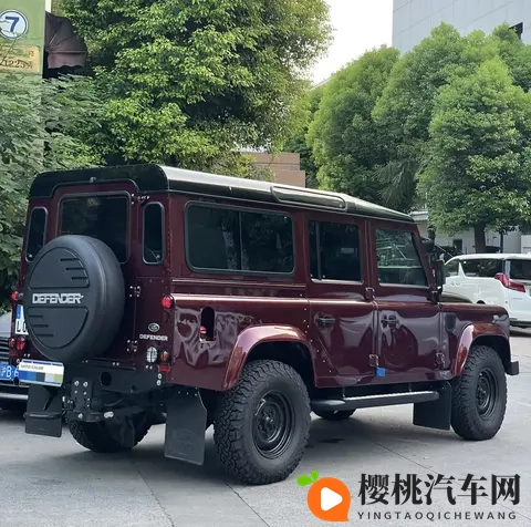 第一代路虎卫士底盘,为何成为战场上的“万能备件”?-1