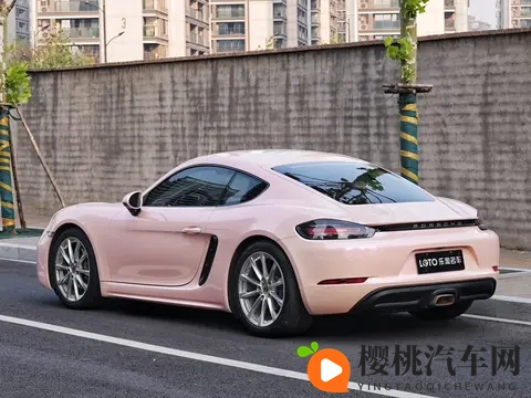 女生不穿衣服的软件：揭秘隐私泄露风险，警惕不适宜软件使用-3