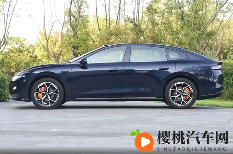 【网通社快报】马自达推“移动碳捕集”技术:车辆可回收20%尾气,结合藻类生物燃料实现净负碳排放-1