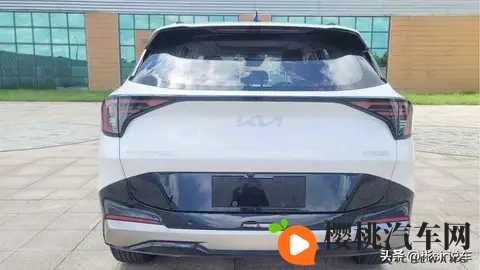 腹肌帅哥自慰:汽车新科技来袭,智能驾驶安全升级-3