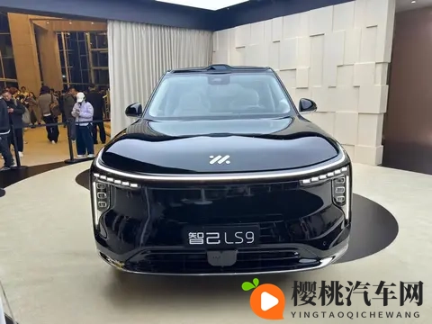 智己LS9六座SUV上市,3228万元起-1