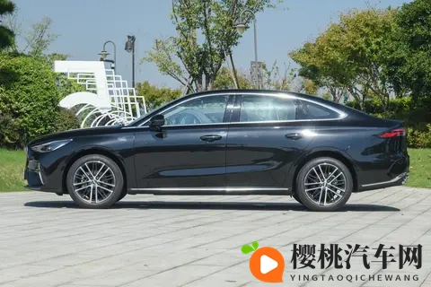 779万元起,全新吉利帝豪正式预售,产品力如何?-1