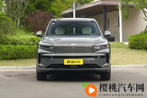 买大五座还是大三排？多孩家庭看这款纯电SUV，一步到位-1