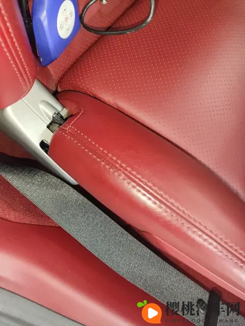 368万,圆梦保时捷!20款718Cayman,释放你的驾驶激情-2