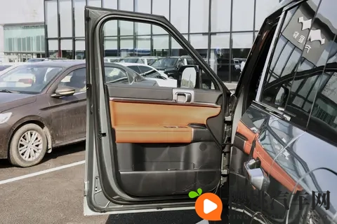 试驾方程豹钛7 200KM两驱Max版，省心又有范儿-1