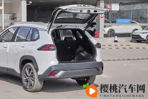 丰田锋兰达混动四款车型,如何挑选?-3