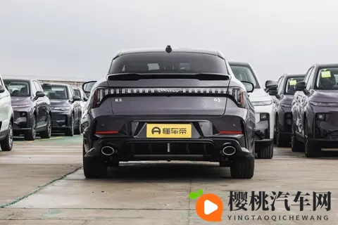 10万级家轿市场迎来“破局者”？体验领克03 2026款15TD DCT Plus-3