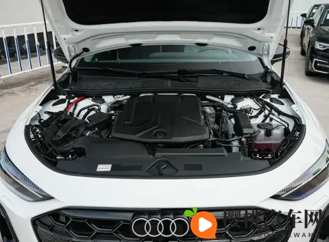 奥迪新车没白等,低功率不带电加速7X秒?采用半隐藏式门把手-3