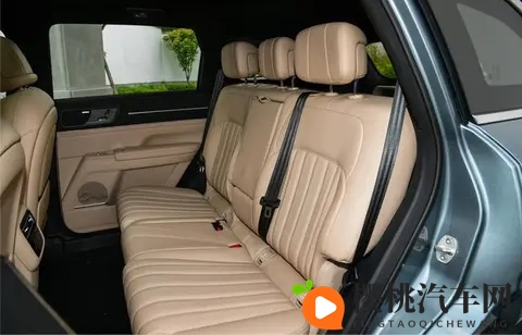 试驾捷途X70L:磁悬浮豪华七座SUV,适合家庭出行-2