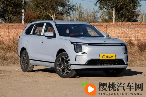 2820mm 轴距 + 220km 纯电,山海 L7 PLUS 实感-1