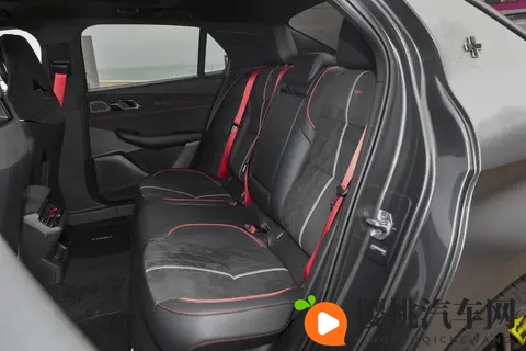 赛道基因下的个性之选，领克 03 2026 款 03+ 20TD TCR 版深度解读-2