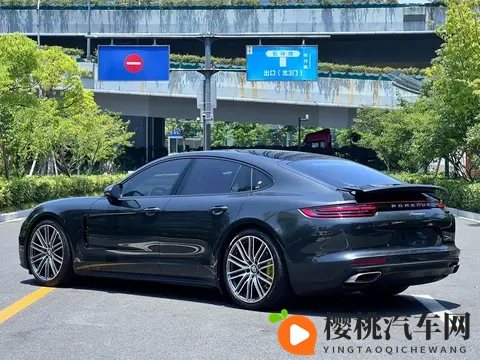 两个军人的爱情双男：军旅情深：汽车见证坚毅军人爱恋-3