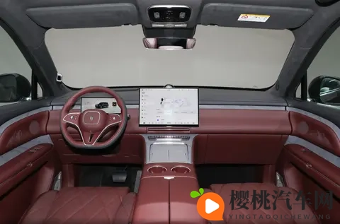 7个月新增10万辆！岚图发布旗舰泰山，5米2车长携华为ADS40入局-3