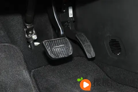 增程车 “油老虎” 标签碎了！AION i60 12 万级开出旗舰质感-2