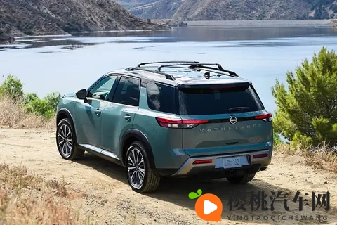 日产途乐Pathfinder改款发布：外观微调内饰升级，仍配35L自吸-3