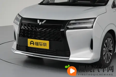 10万级可闭眼入五菱星光730?实力诠释买MPV终于不用委屈将就了!-2