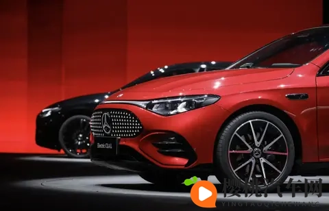 比吉利银河A7还小一圈的车，却被奔驰卖出了“天价”-2