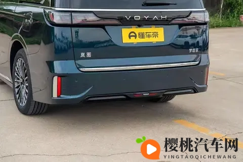 1411km续航+ADS 40,26款岚图梦想家太懂出行需求-2