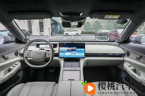 20万预算想要一台聪明又贴心的好车?星纪元ES增程版Max值得一看-1