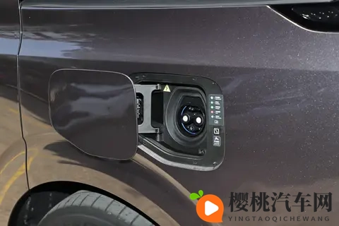 换过3台MPV的过来人,劝你别再犹豫了,现在入手极氪009值-3