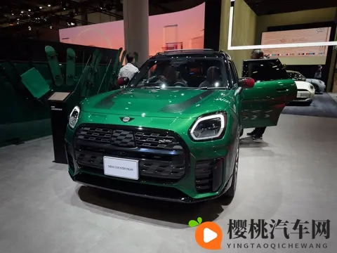 静态体验全新MINI COUNTRYMAN:更大更硬朗,更有创意的内饰-2