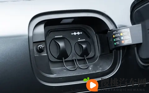 单月销量超20000台！这台中大型硬派越野让人意外，起步价1798万-1