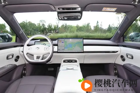 新世代技术集群首次同台展示，宝马集团拳头产品阵容齐聚广州-1