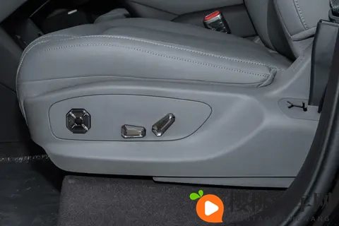 腾势 N8L DM这款车怎么样？-3