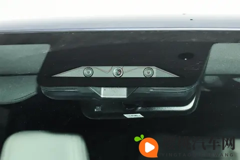 试了方程豹钛7之后,感觉生活都轻快不少,适合全家一起出游-3